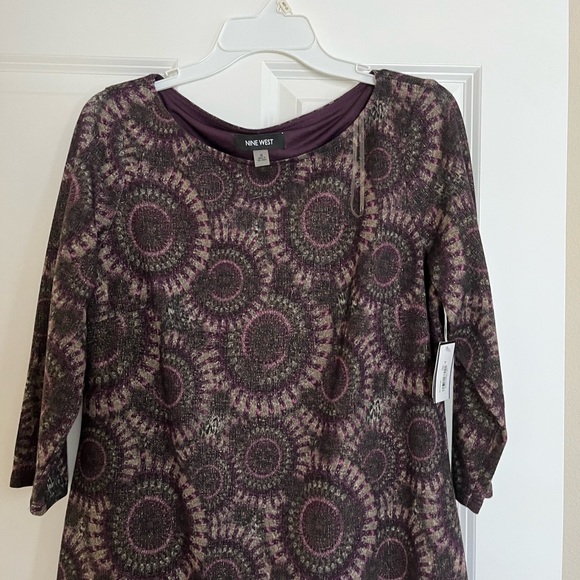 Nine West lightweight dress. Hits just below the knee. - Picture 2 of 3